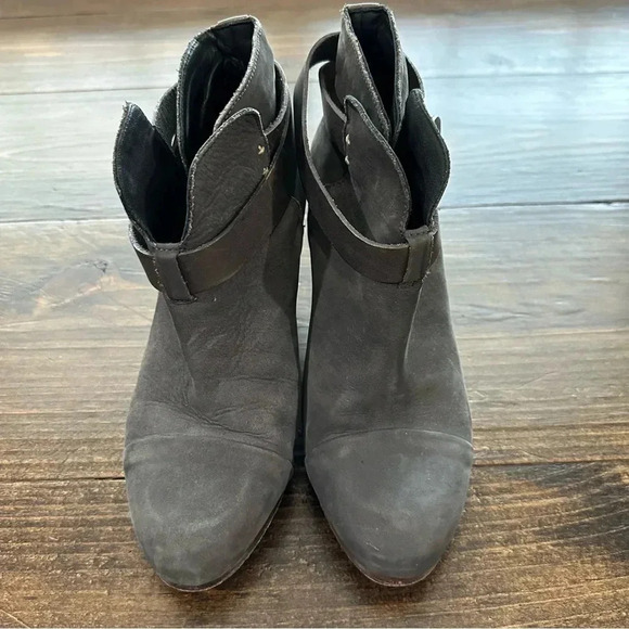 Rag & Bone Women's Harrow Gray Distressed Suede Ankle Boots Size 39, US 9 GUC - Picture 3 of 13